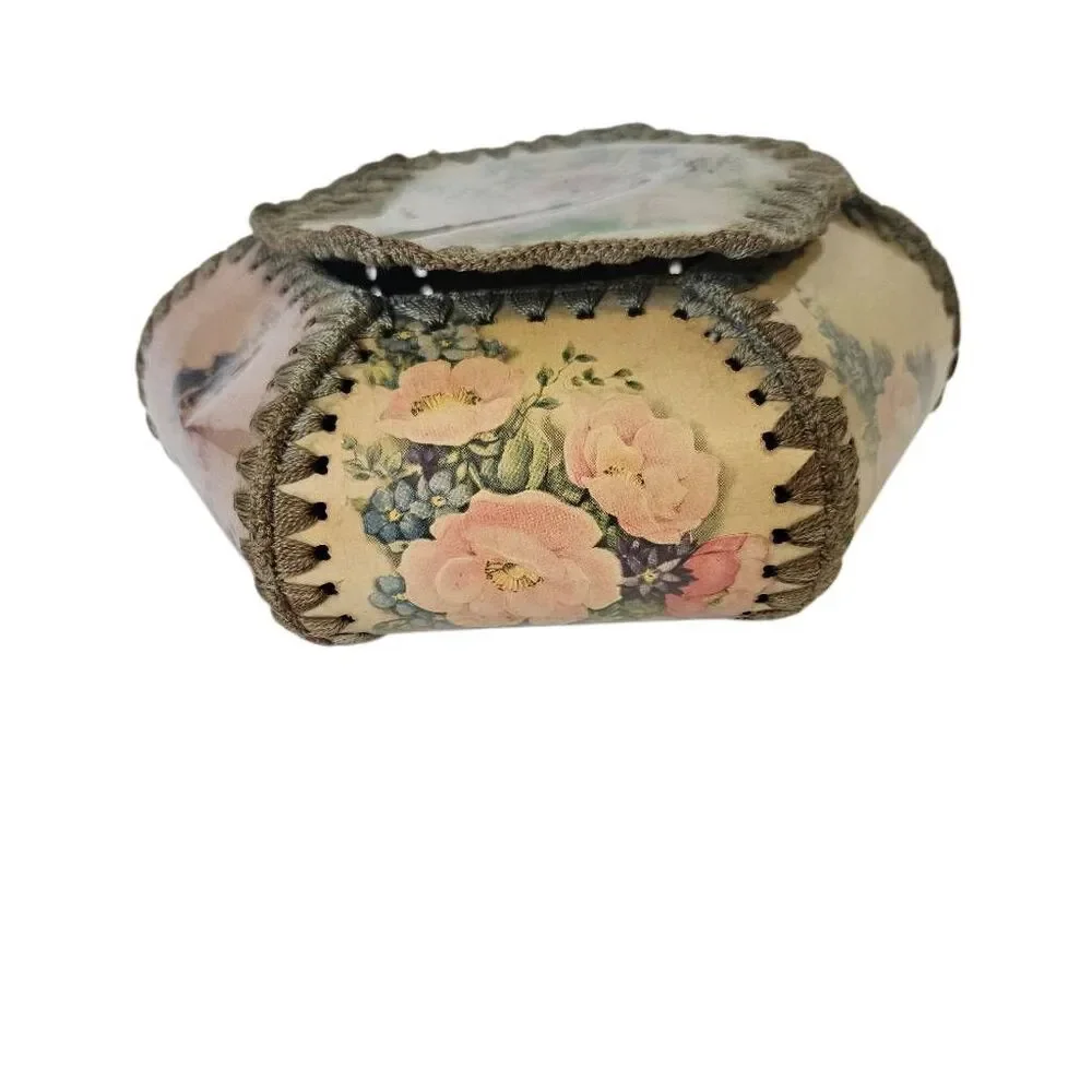 Vintage hexagonal trinket card basket.
